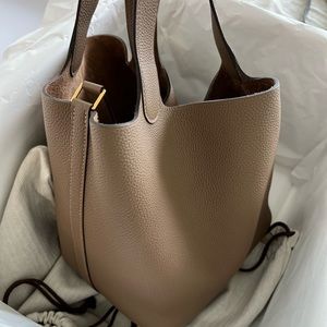 *SOLD* SERIOUS INQUIRIES ONLY! - Picotin 22 Beige de Weimar.